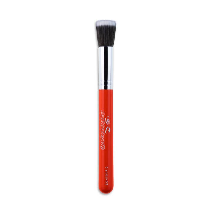 Brosse Contour pour la vente par HMAgency