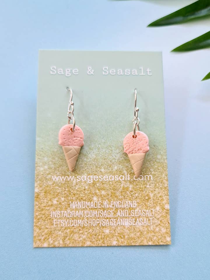 Strawberry Pink Ice Cream Cone Øreringe ~ Sterling Sølv for engroshandel hos Sage & Seasalt