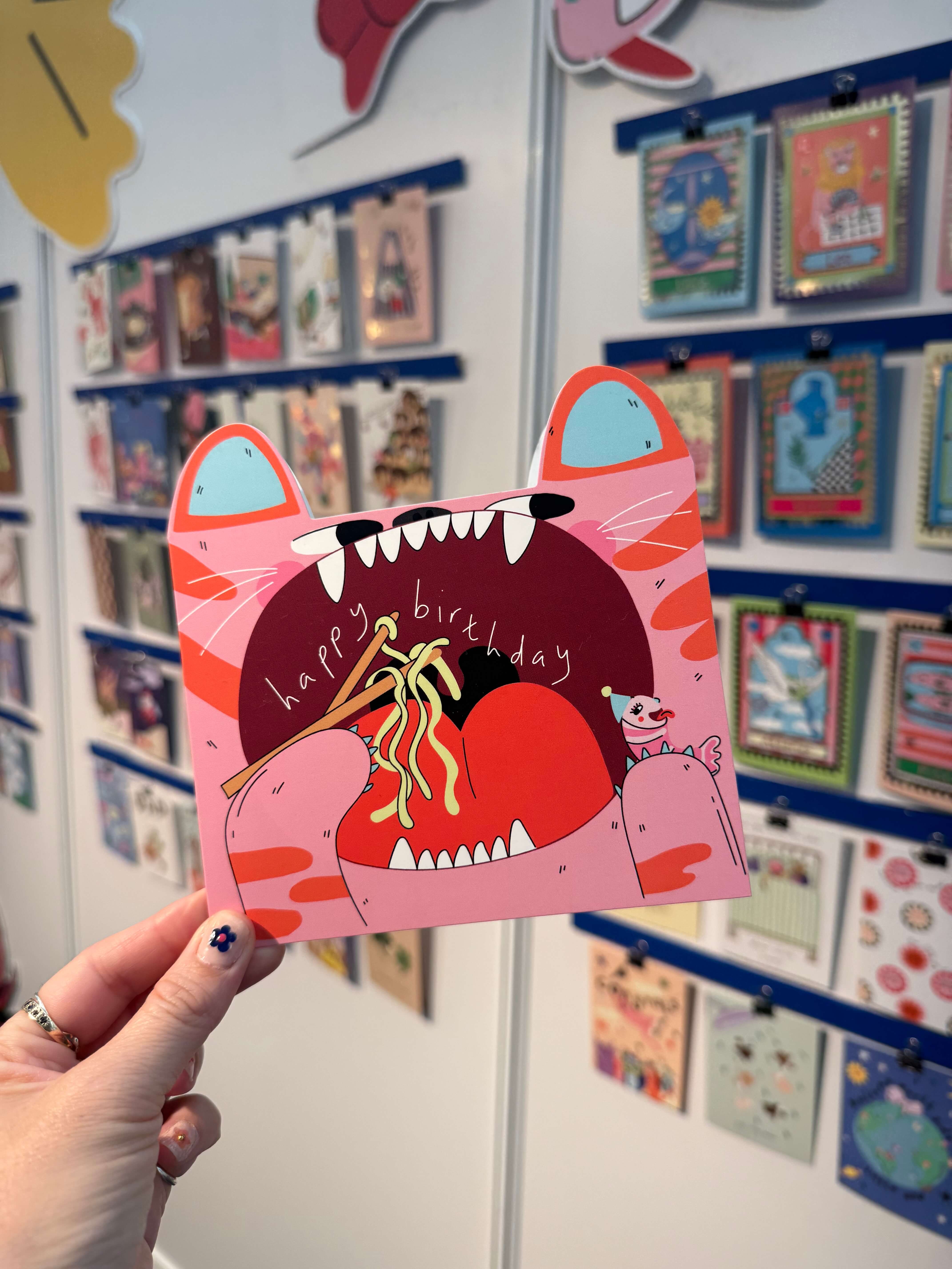 Eat the Moon | Greeting cards and stationery – Großhandel Geburtstagskarten – Tiger isst Nudeln - Die-cut Kinder-Grußkarte1