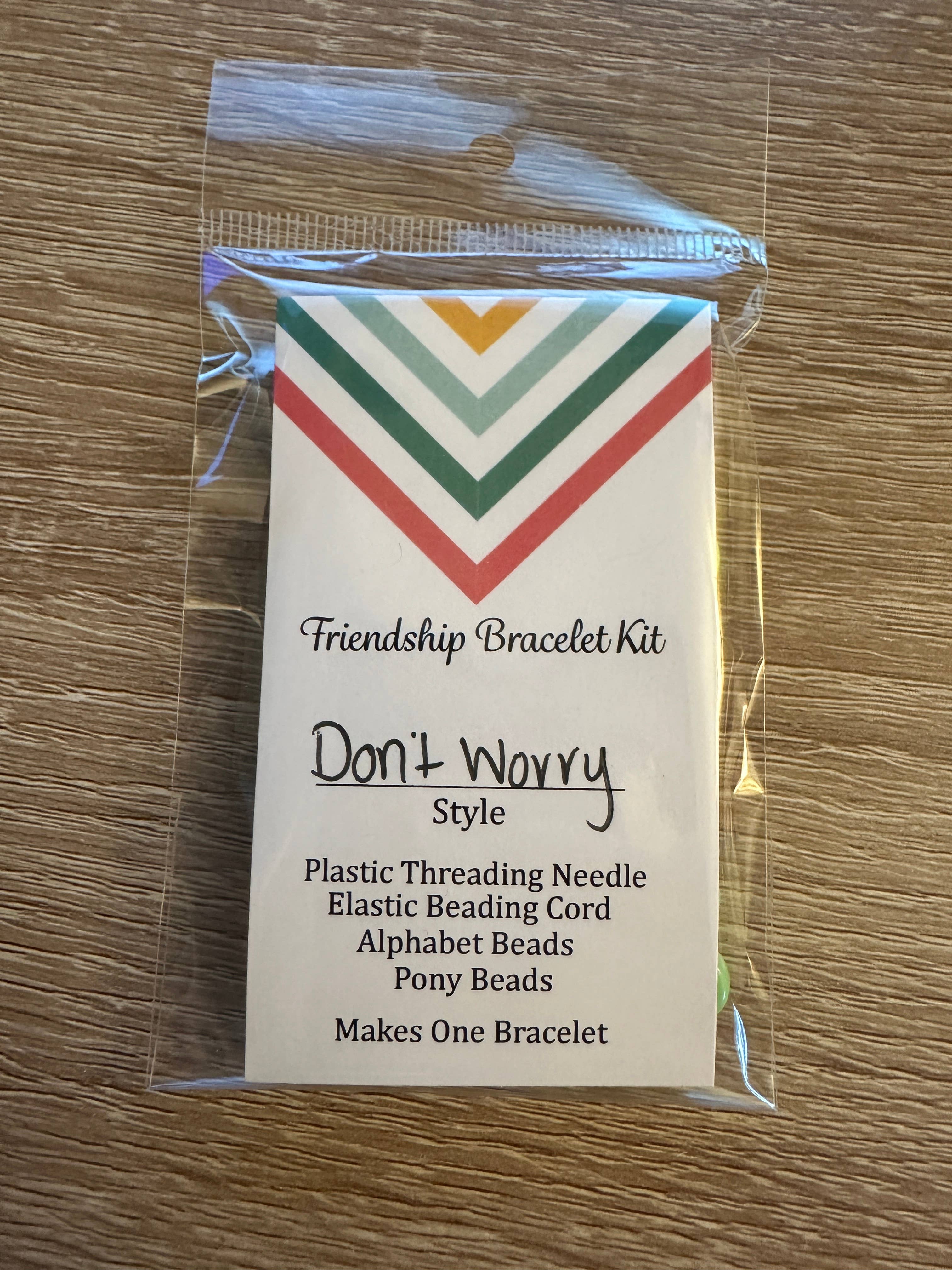 Scribble & Scroll – Großhandel Schmuck zum Selbermachen – Kinder – Freundschafts-Perlenarmband-Set — Don't Worry Kit1