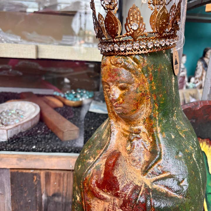 Love and Honor Jesus LLC - Wholesale Party Hat/Crown - Fancy Crown Flowers5