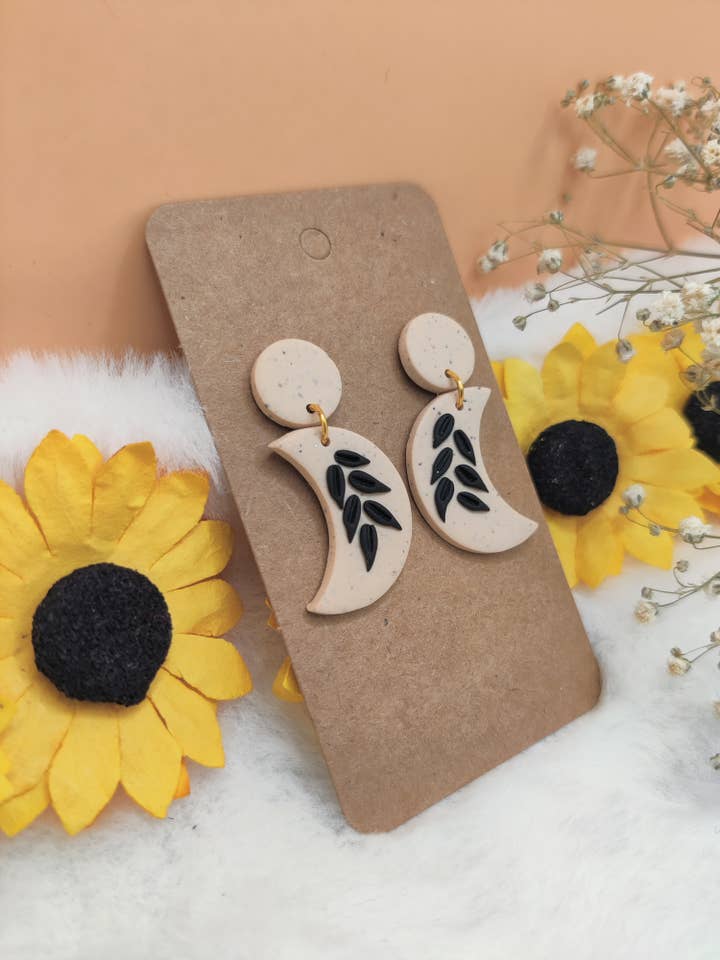 Beige Speckled Crescent Moon with Black Leaf Detail for wholesale by Sunflowercrafty