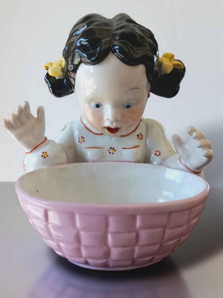 Småsaksskål - Godisskål - Flicka med skål - Art déco-stil (kopia) för wholesale av Art Déco Style