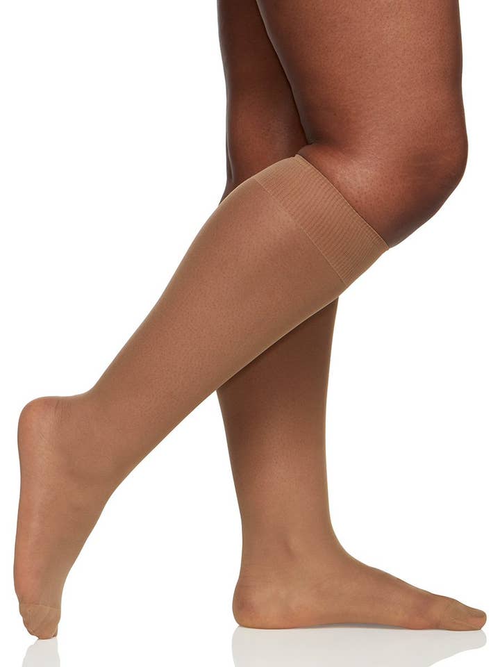 Berkshire - Wholesale Pantyhose - Women's - Queen All Day Sheer Knee High with Reinforced Toe - 6451