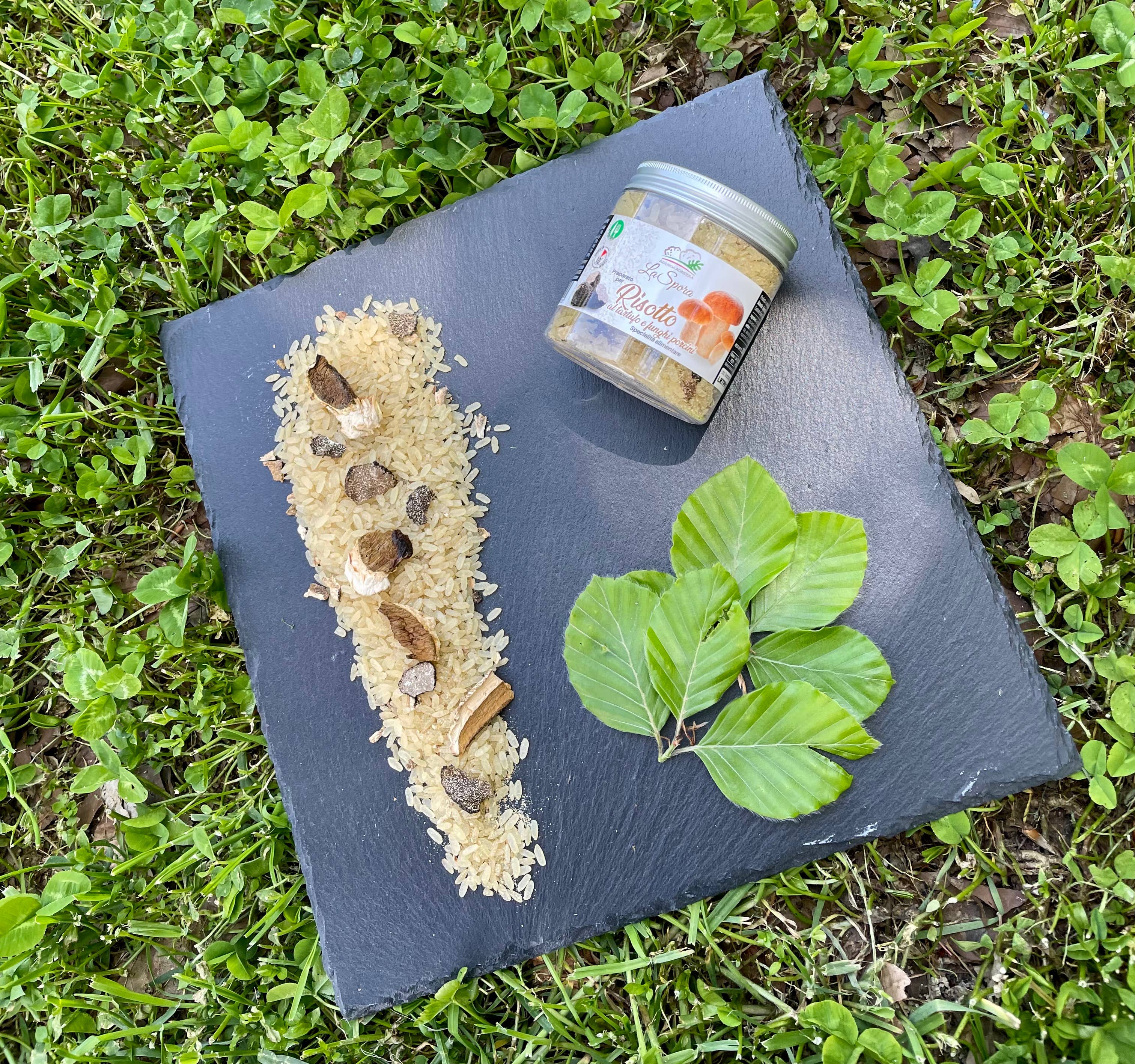 La Spora Tartufi - Wholesale Gedroogde kruidenmix - RISOTTO MET TRUFFEL EN EEKHOORNTJESBROOD - 200 gr4