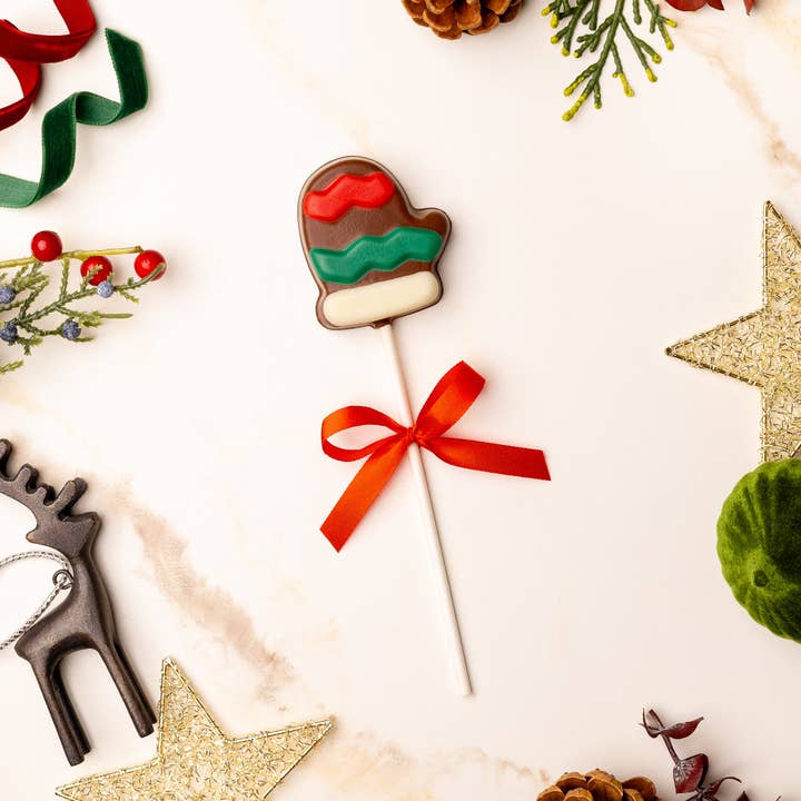 Mitten Lolly for wholesale by Enjou Chocolat