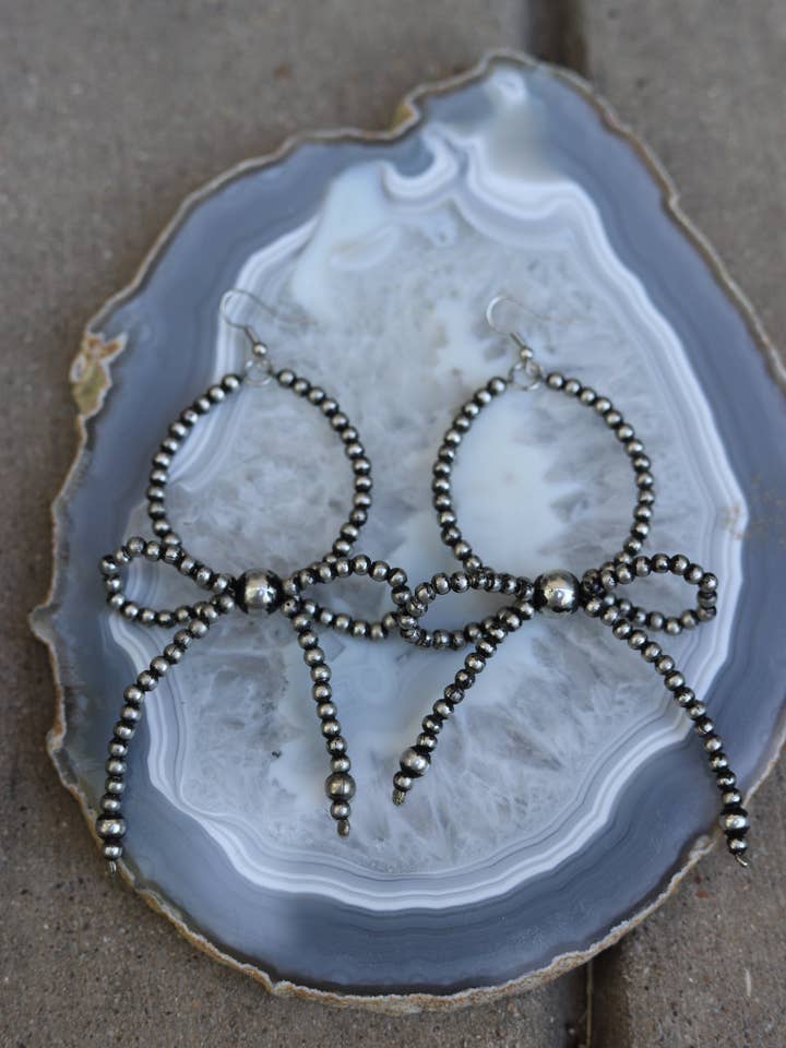 1145 S4 BOW EARRINGS SILVER for wholesale by Turquoise Haven