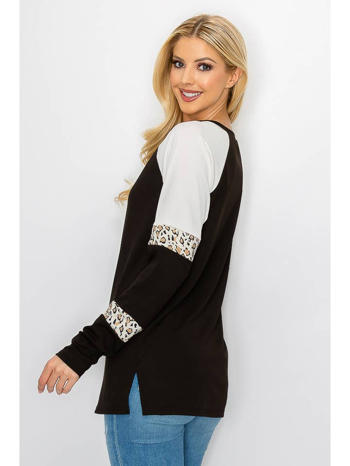 ePretty - Wholesale Tunic - Women's - G4-TP2153 Ribbed Leopard Color Block Long Sleeve Top21