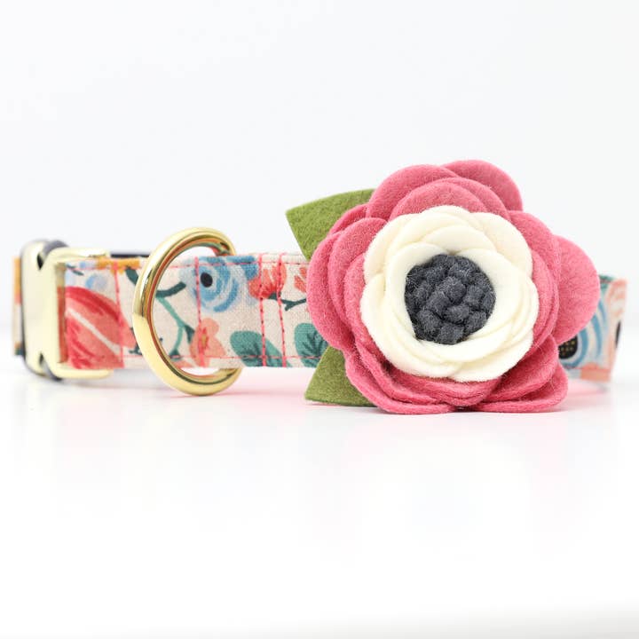 Mimi Green - Wholesale Pet Collar - Dog - Wildflower Dog Collar Flower