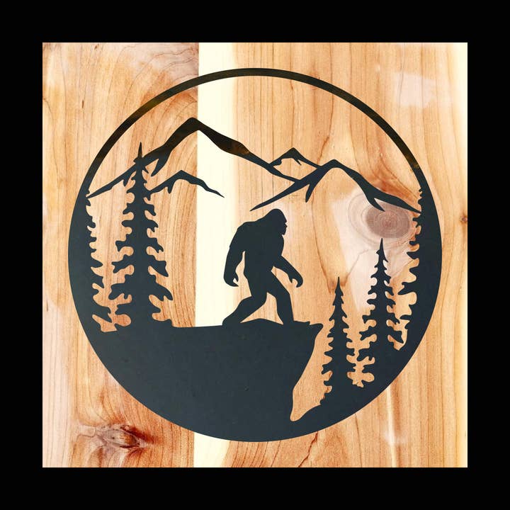 De natuurmetalscene van Sasquatch voor wholesale door Designed With Sparks