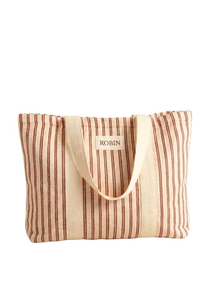 Mandorla Bag for wholesale by Robin