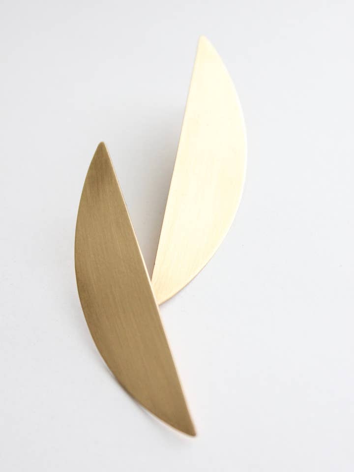 BRSE43 Geometric half moon post earrings for wholesale by David Aubrey Jewelry