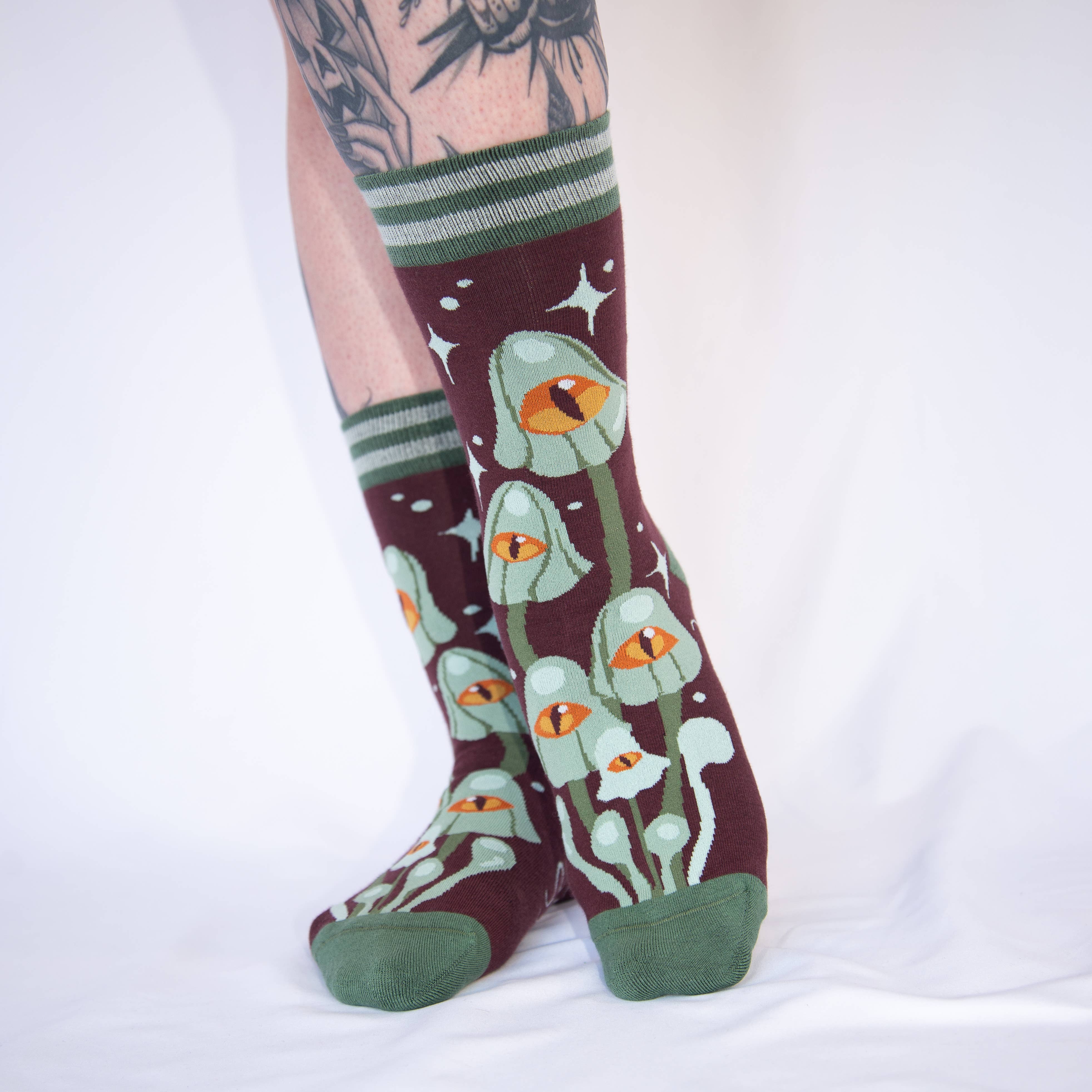 FootClothes LLC - Wholesale Socks - Unisex - Mystic Mushrooms Crew Socks16
