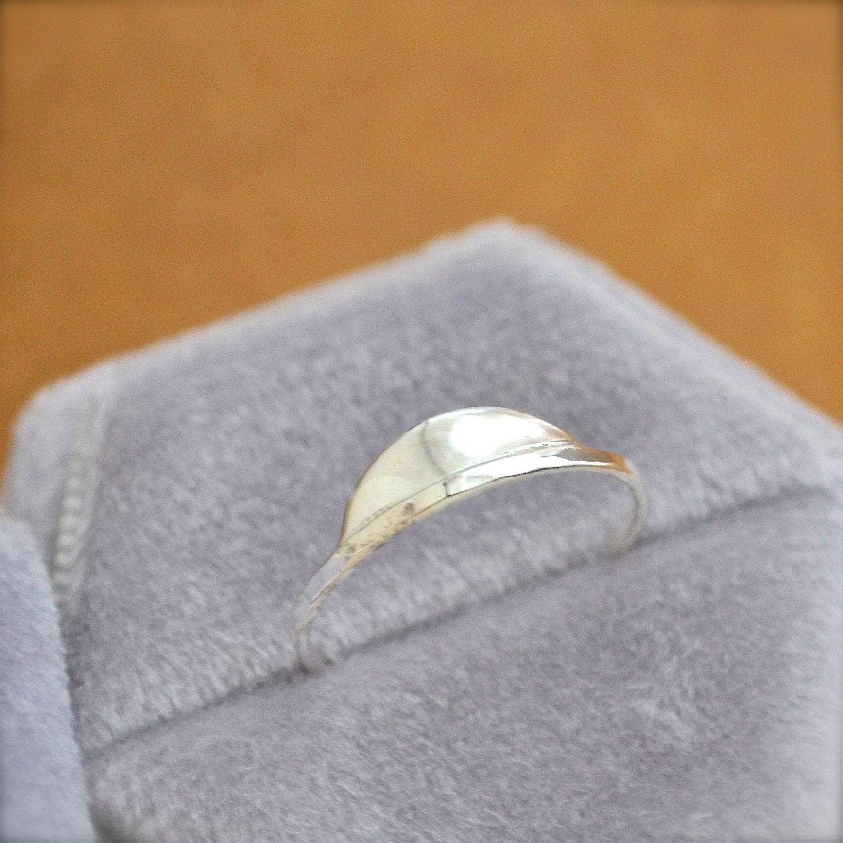 Foamy Wader - Wholesale Band/Stacked Ring - Sunrise Ring - semi circle shimmering stacker ring3