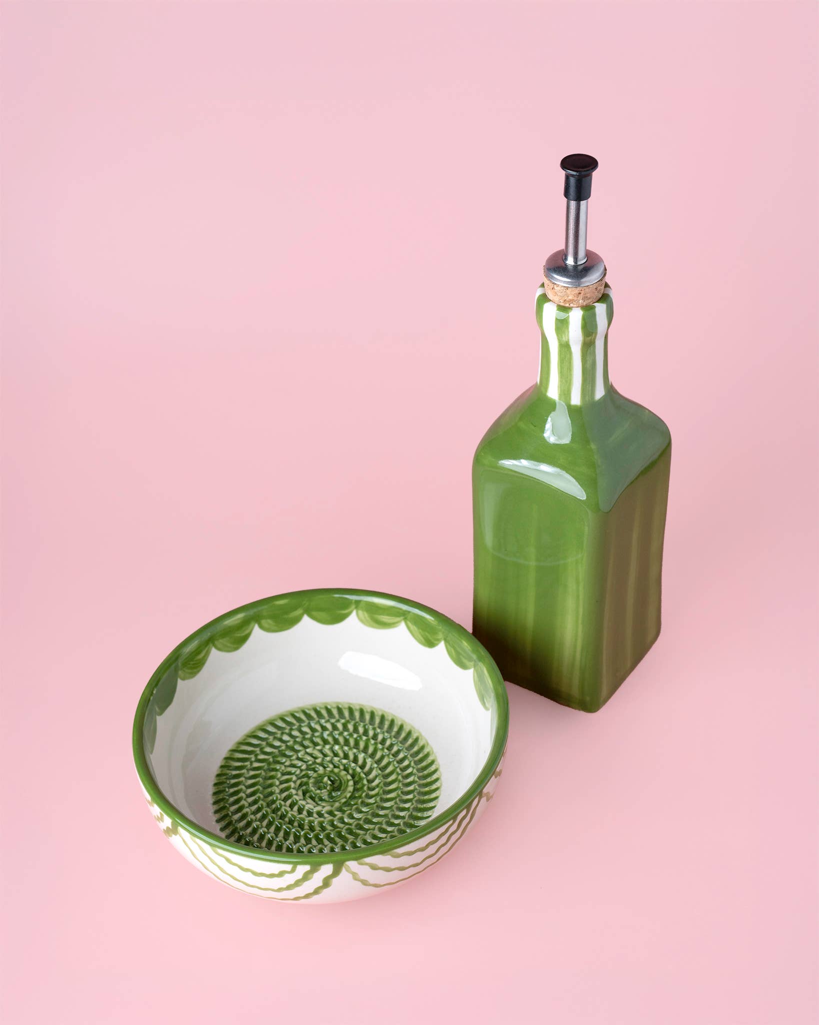 Alfar Tierra Cocida – wholesale Zester – Juego de Desayuno de Cerámica Hecho a Mano Dispensador de Aceite y Plato Rallador9