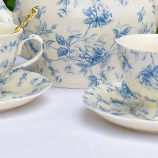 All Little Cute Things – Engroshandel Tesæt – Vintage blå blomster tekop og underkop3