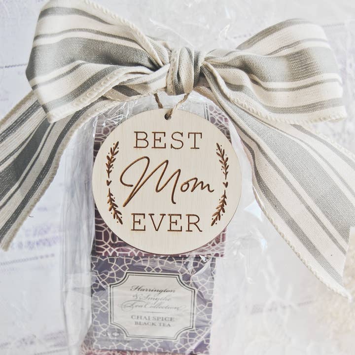 KendollMade - Wholesale Gift Tag - Best Mom Ever Engraved Wood Gift Tag