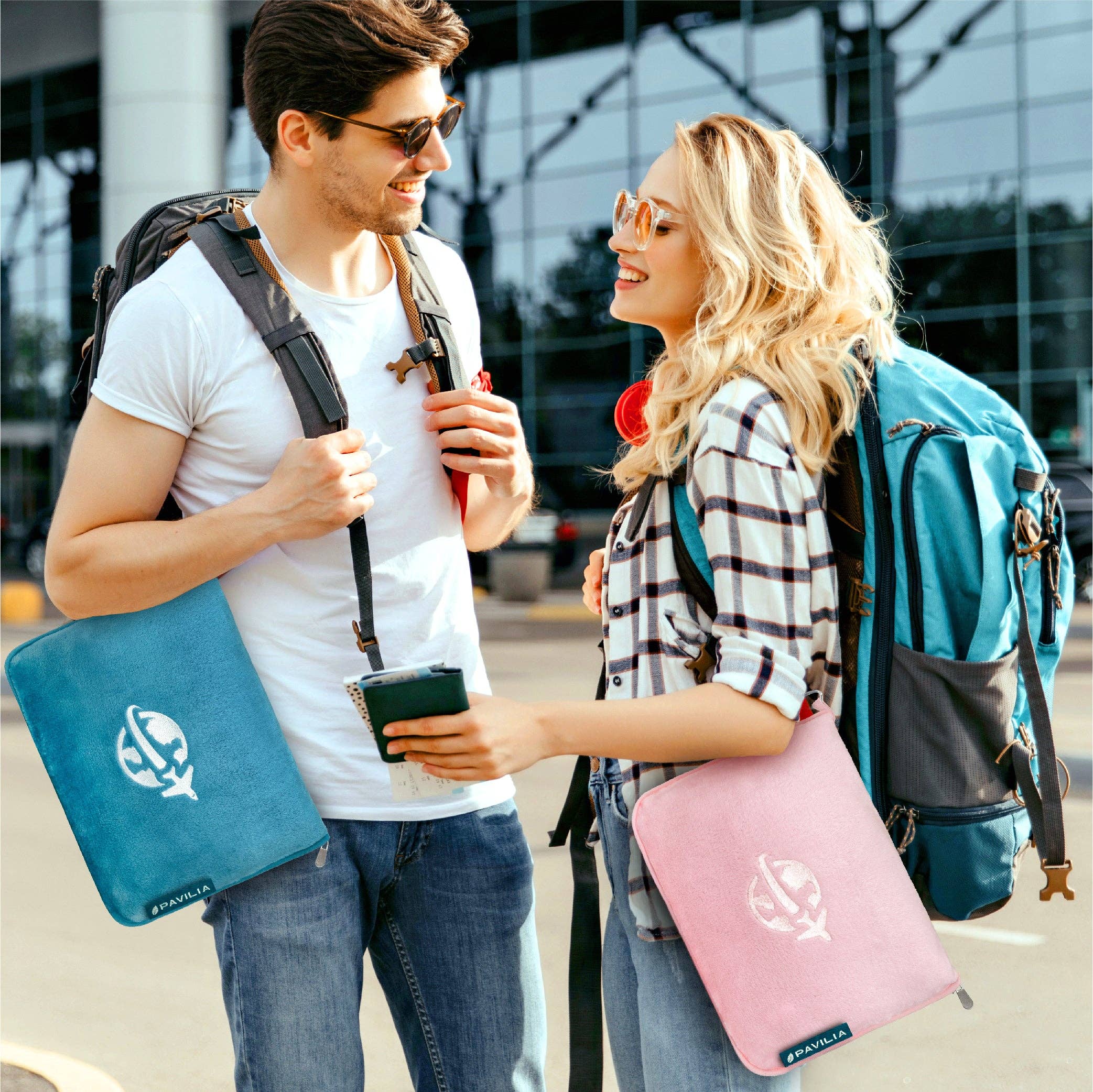 Pavilia - Vente Couvertures de voyage - Coussin de voyage en polaire portable21