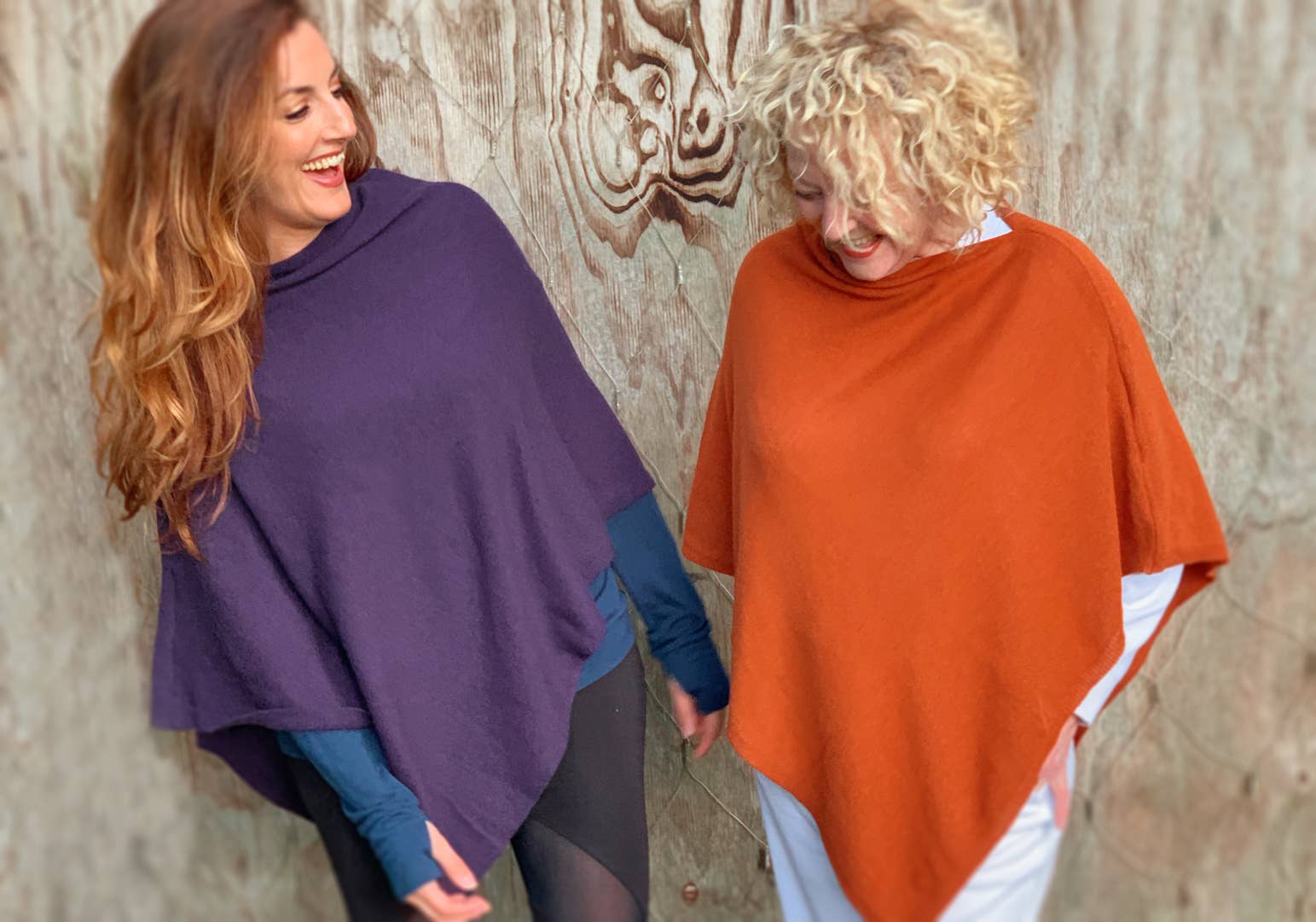Creatico - Wholesale Poncho - Women's - House of Conti Firenze Cashmere Blend Italian Poncho Regular74
