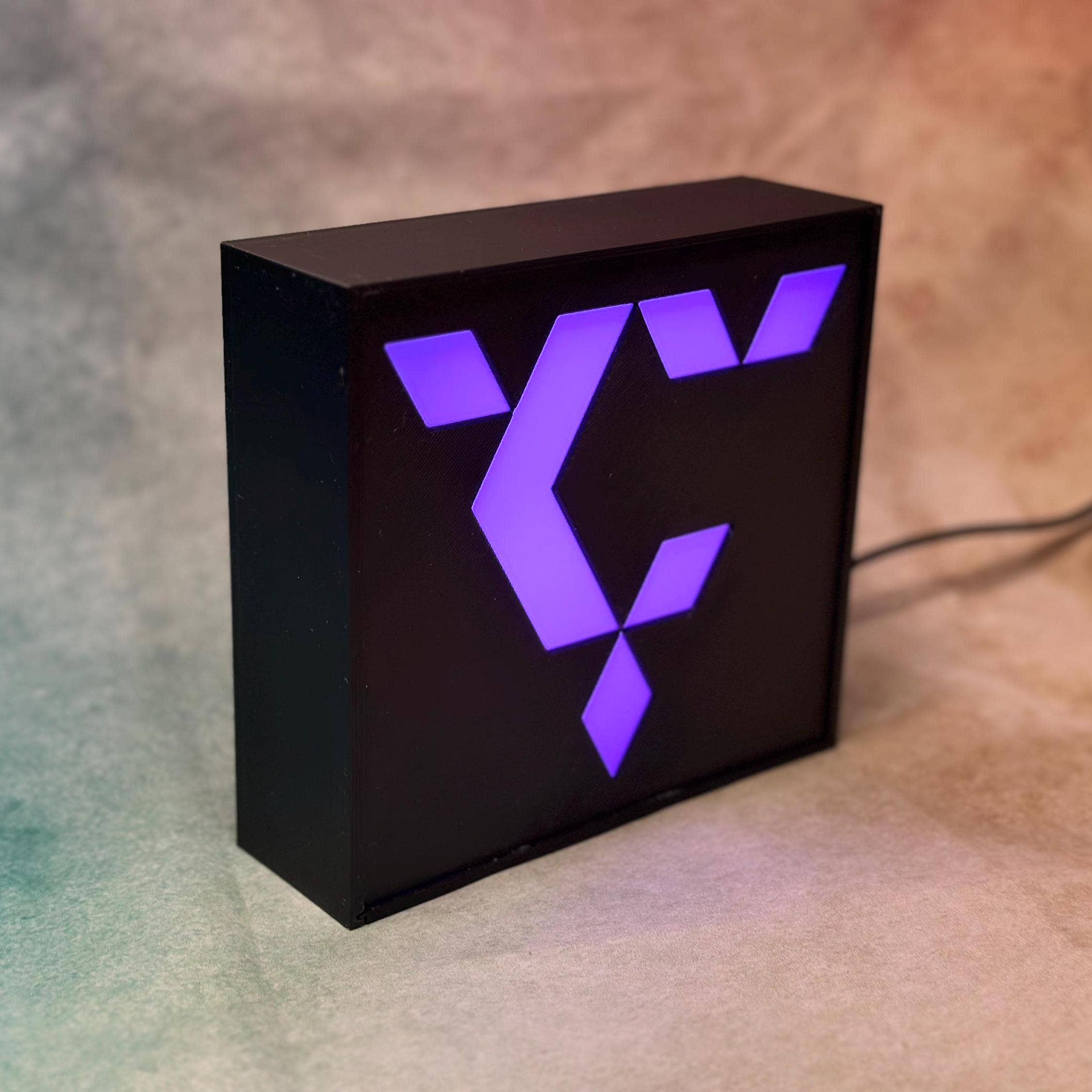 <3 Studio - Wholesale Accent/Desk Lamp - Customizable LED K-Pop Seventeen Light Carat6