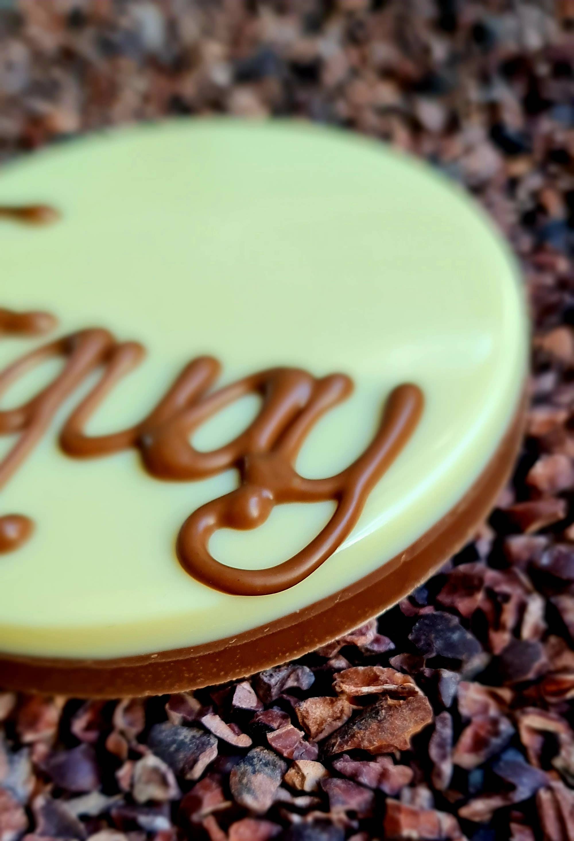 Cwtsh Chocolate - Wholesale Lollipop - Personalised chocolate lollipop3