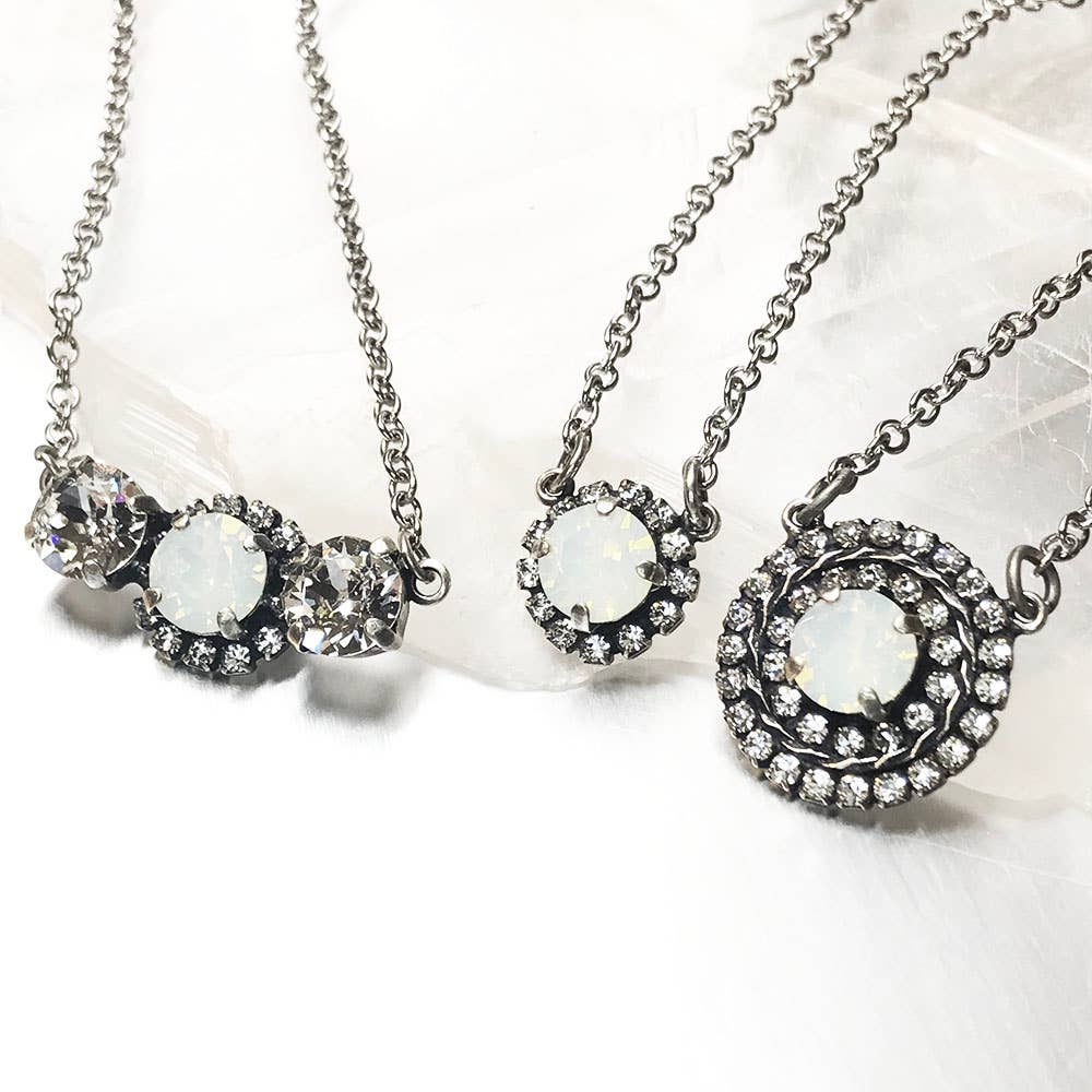 Rew Elliott – wholesale Pendant/charm necklace – Signature Double Halo Necklace7