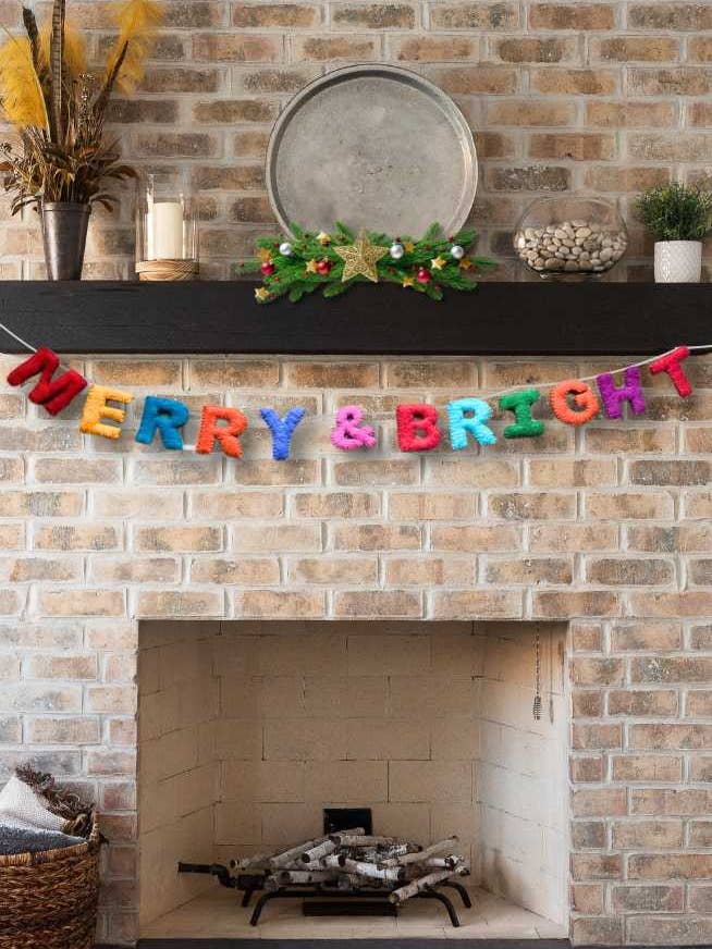Felt MERRY & BRIGHT Garland for wholesale by Ganesh Himal Trading
