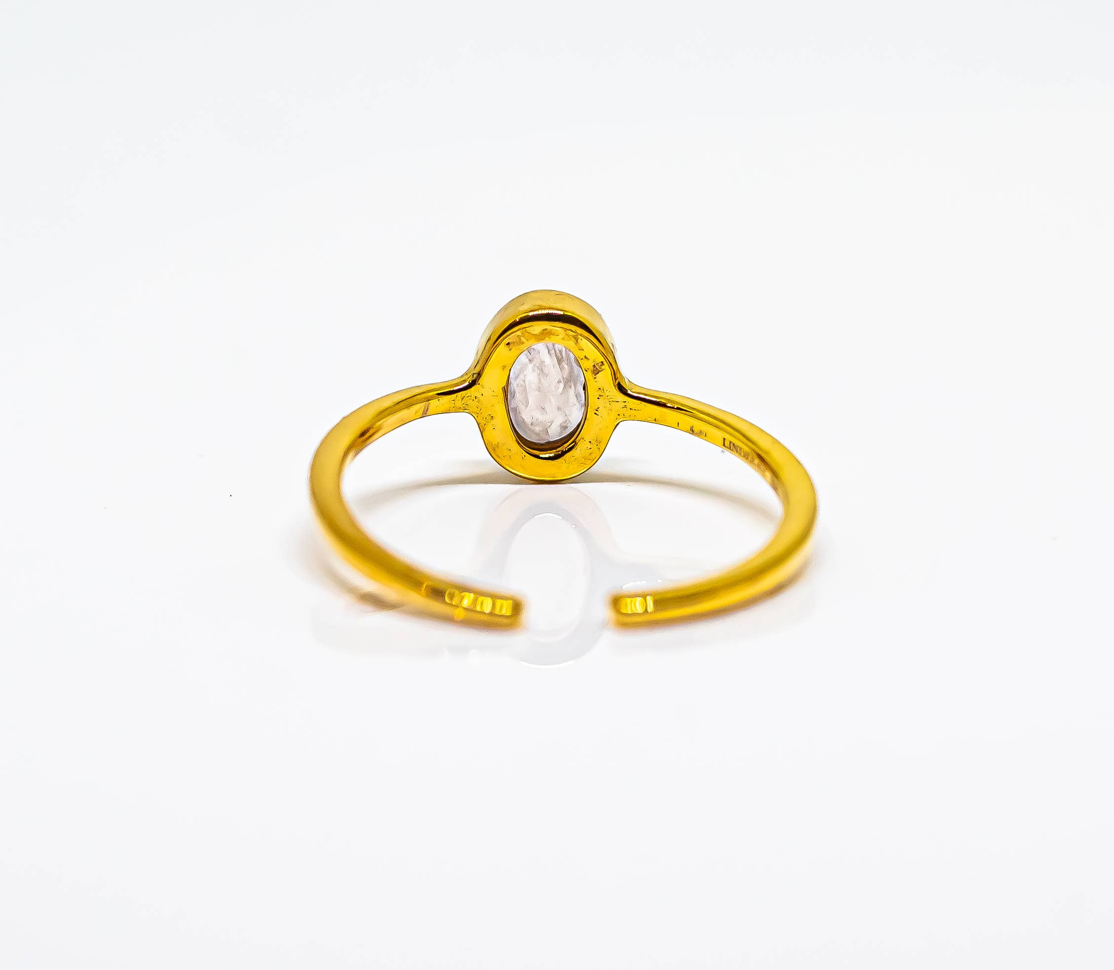 Quasar Gems USA - Wholesale Single Stone/Solitaire Ring - Moonstone Ring Sterling Silver 925 Gold1