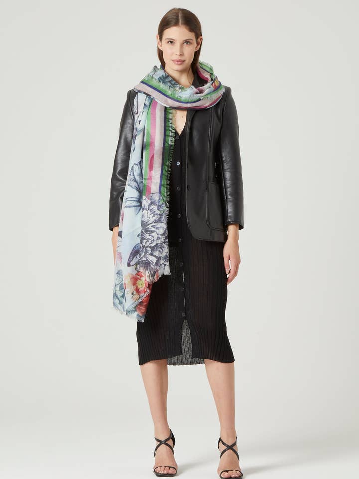 Flower Power Blau für den Großhandel von Ama Pure