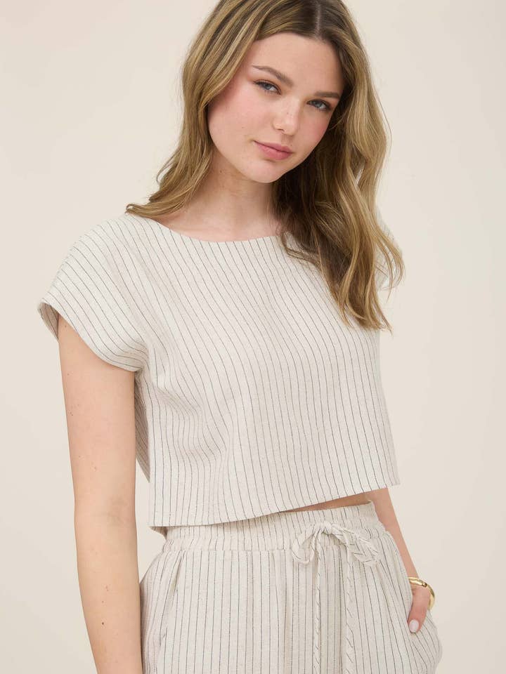 Blu Pepper - Wholesale Blouse - Dames - PINSTRIPE ACHTERKNOOP KORTE MOUW LINNEN TOP6