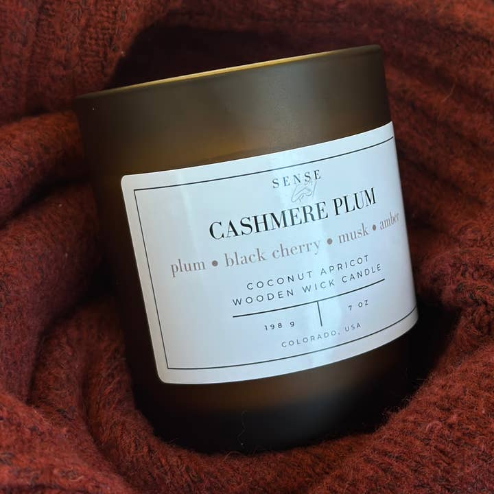 Vela de Cera de Ameixa Cashmere - 7 oz. Pavio de Madeira Âmbar Fosco por atacado de Sense