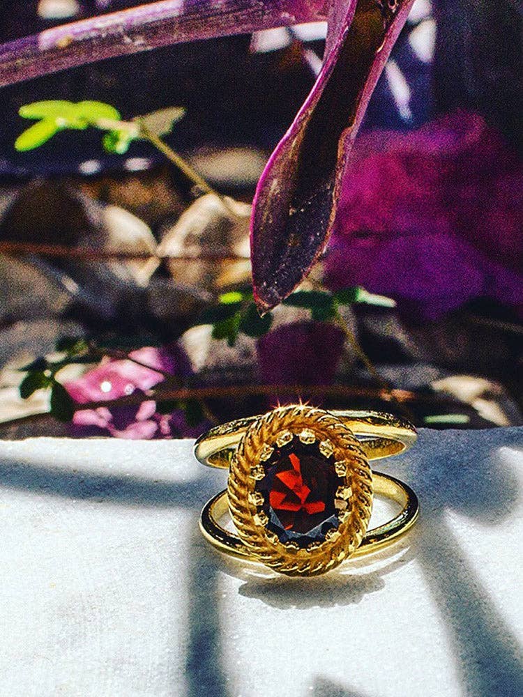Vintouch Jewels – wholesale Solitairering – Luccichio granat stapling Ring2