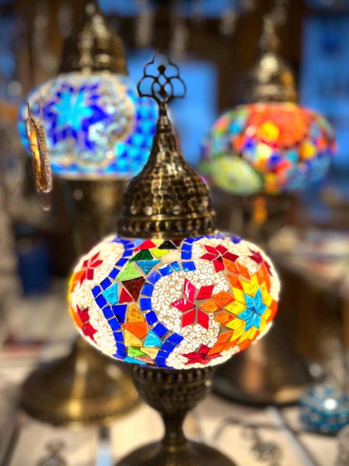 Handmade Mosaic Table Lamp for wholesale by Nai Gifts