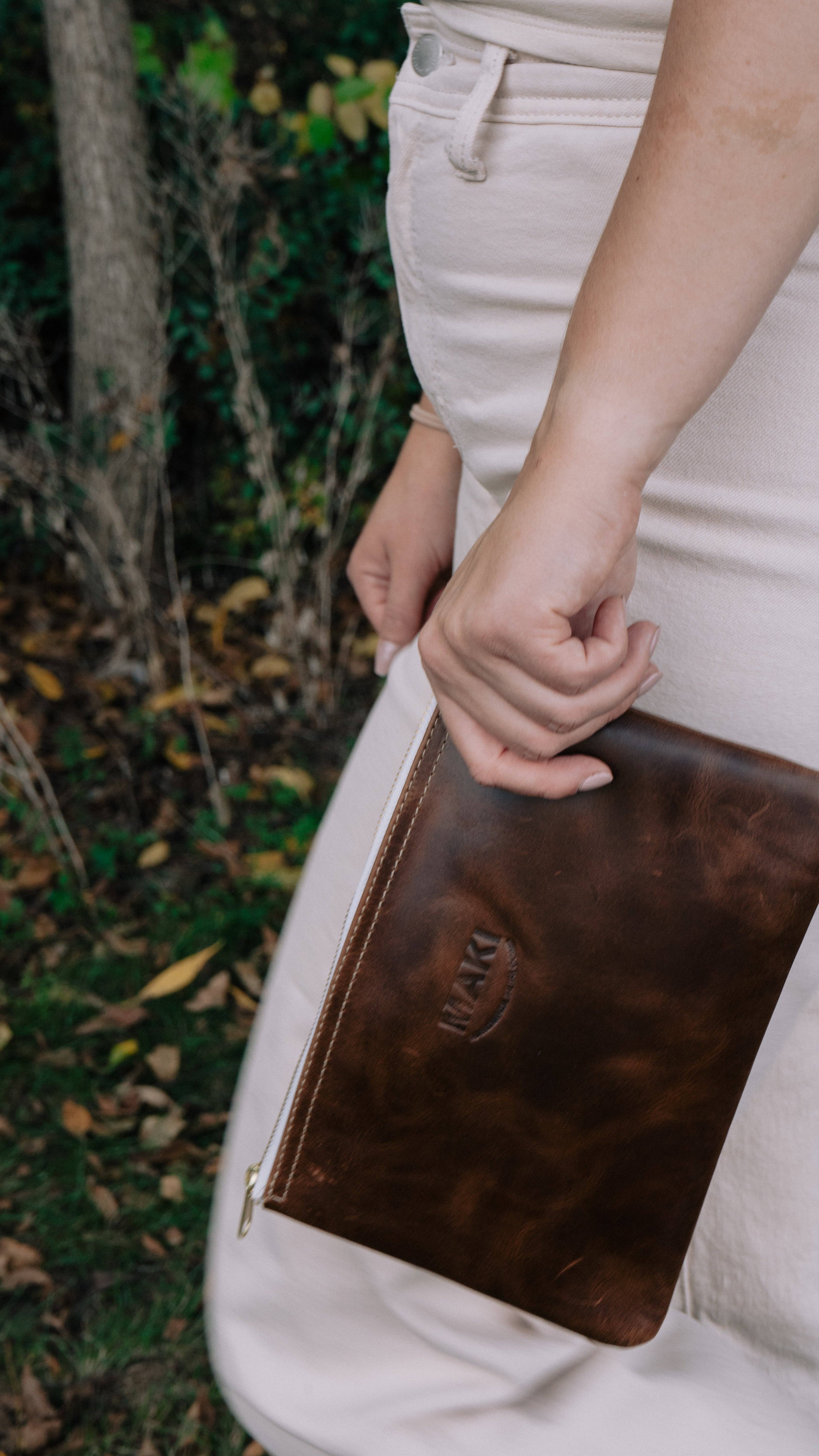 Ware by Maki - Wholesale Pouch - Women's - Everyday Pouch | Leather Zippered Cosmetic Bag1