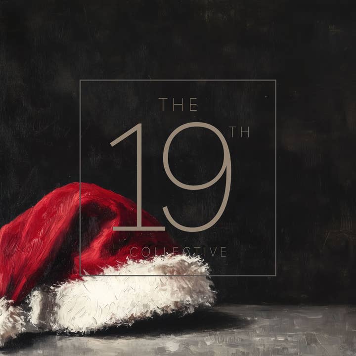 The 19th Collective - Wholesale Christmas Decoration - Vintage Oil Painting Christmas Decor, Santa Hat Print1