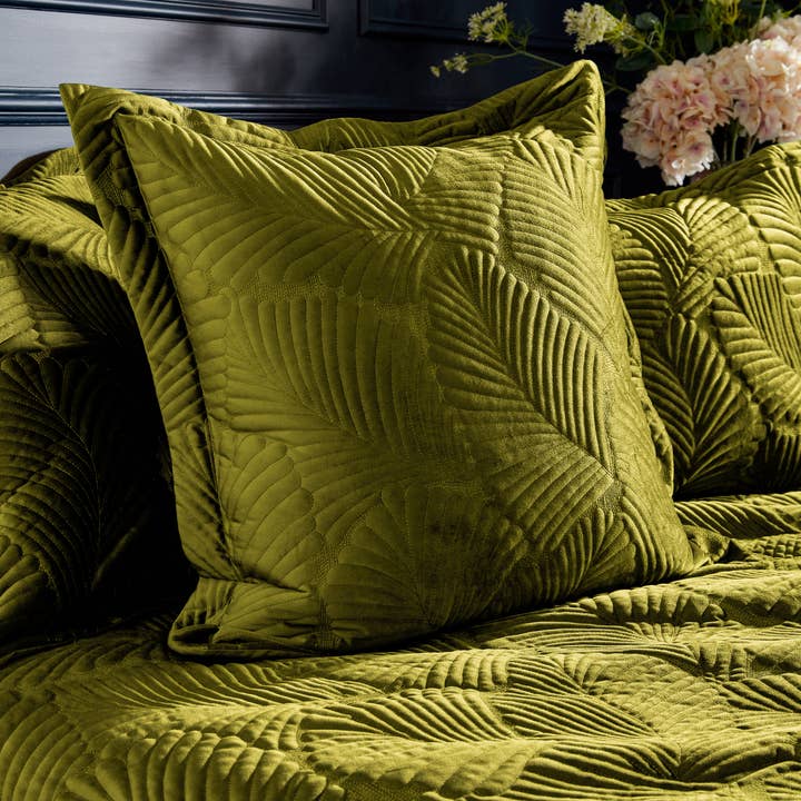Palmeria Quilted Velvet Duvet Cover Set Moss for wholesale on Faire