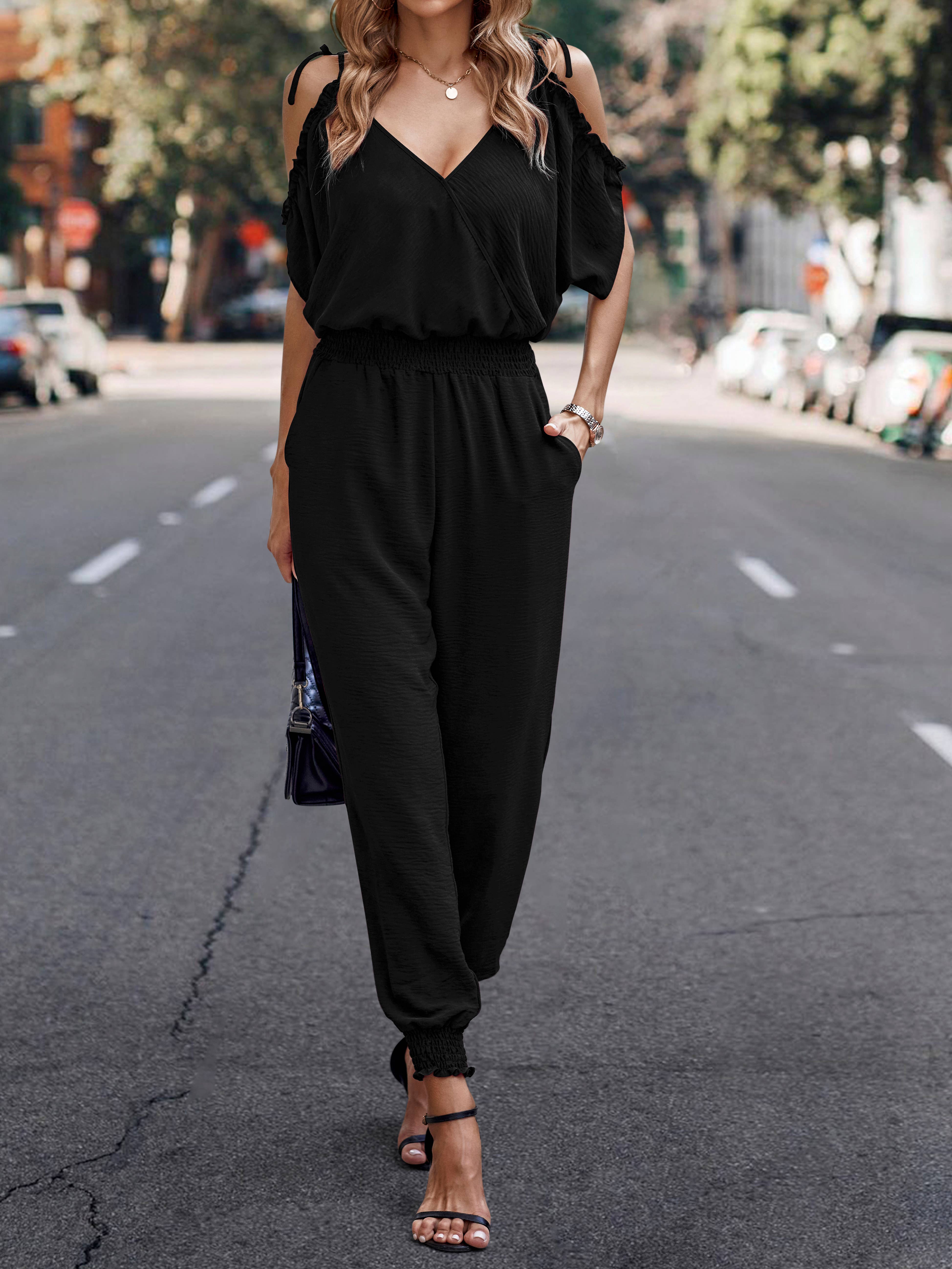 eLook – Großhandel Jumpsuit – Damen – SZ1-J9004 Schulterfreier Wickeloverall mit gesmokter Schulterpartie43