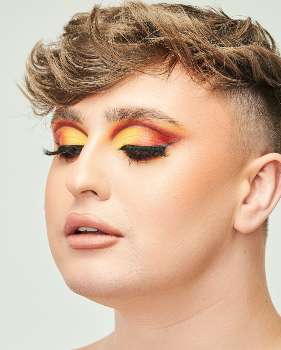 BiaBelle Beauty - Wholesale Eyeshadow Palette - Bold Candy Eyeshadow Palette7