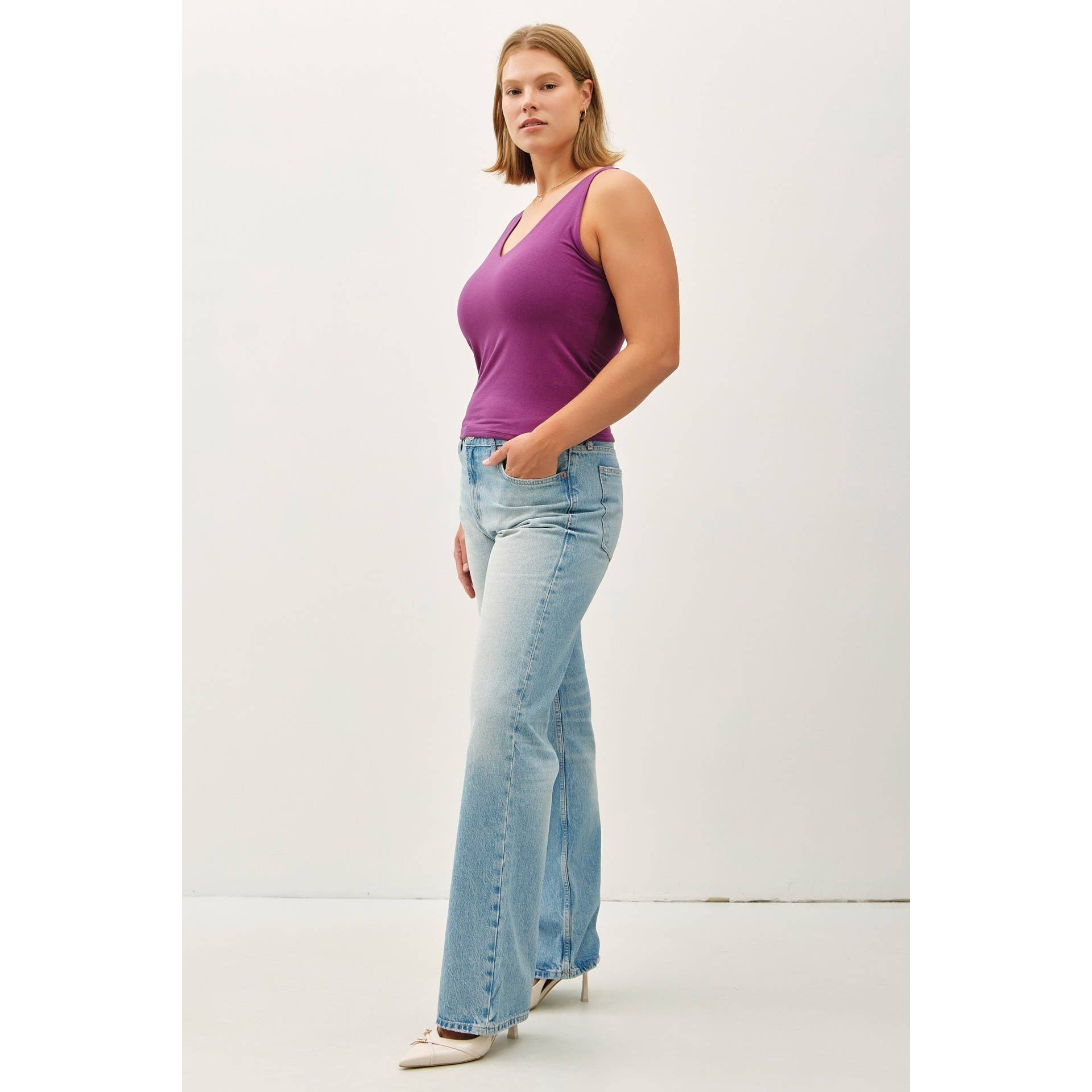 Curve Market - Wholesale Tank Top - Women's - PLUS SIZE DOUBLE LINED V NECK TANK TOP9
