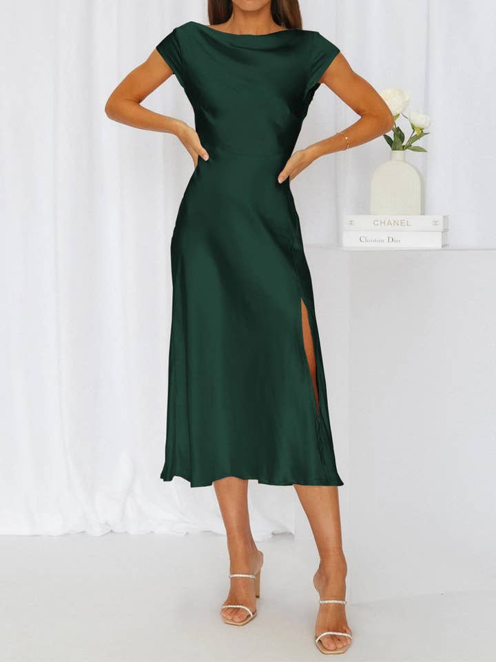 Beyond Apparel - Wholesale Dress - Women's - Round Neck Cap Sleeve Midi Dress