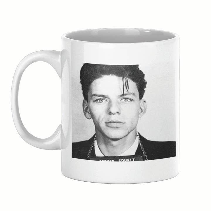 Tasse Frank Sinatra Mugshot pour la vente par Lucky Mfg. Co.