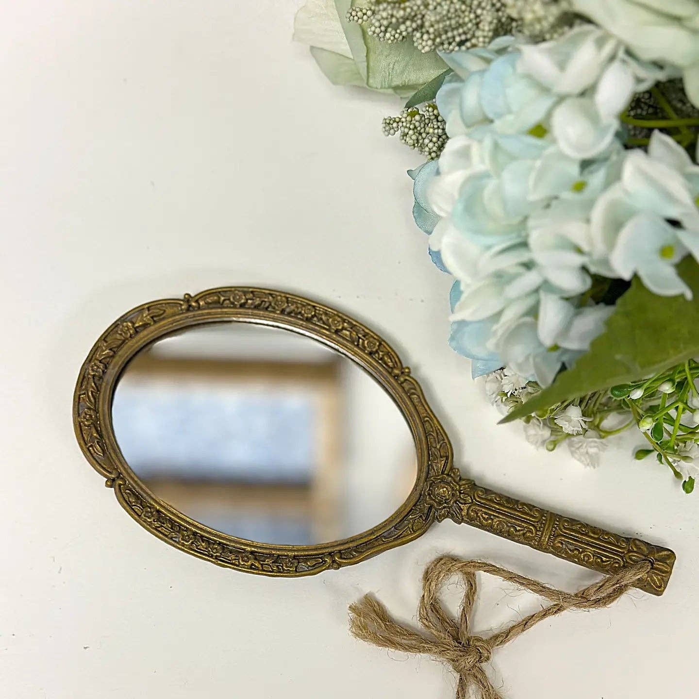 Vagabond Vintage - Wholesale Compact Mirror - French Vintage Hand-Held Mirror Style B0