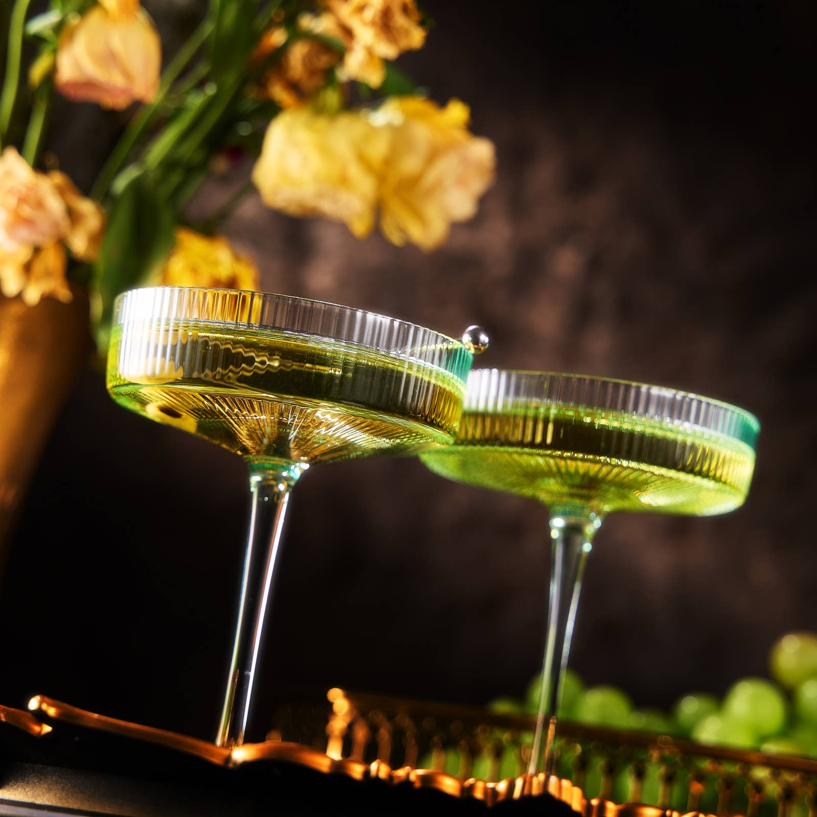 The Wine Savant /  Khen Glassware - Wholesale Cocktail/likeur glas - Mintgroene Ripple cocktail- en champagneglazen - set van 29