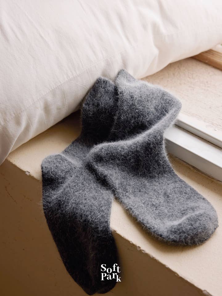 Soft Park - Wholesale Socks - Women's - Super Soft Wool Fuzzy Socks, Cozy Fluffy Warm Winter Socks, 7