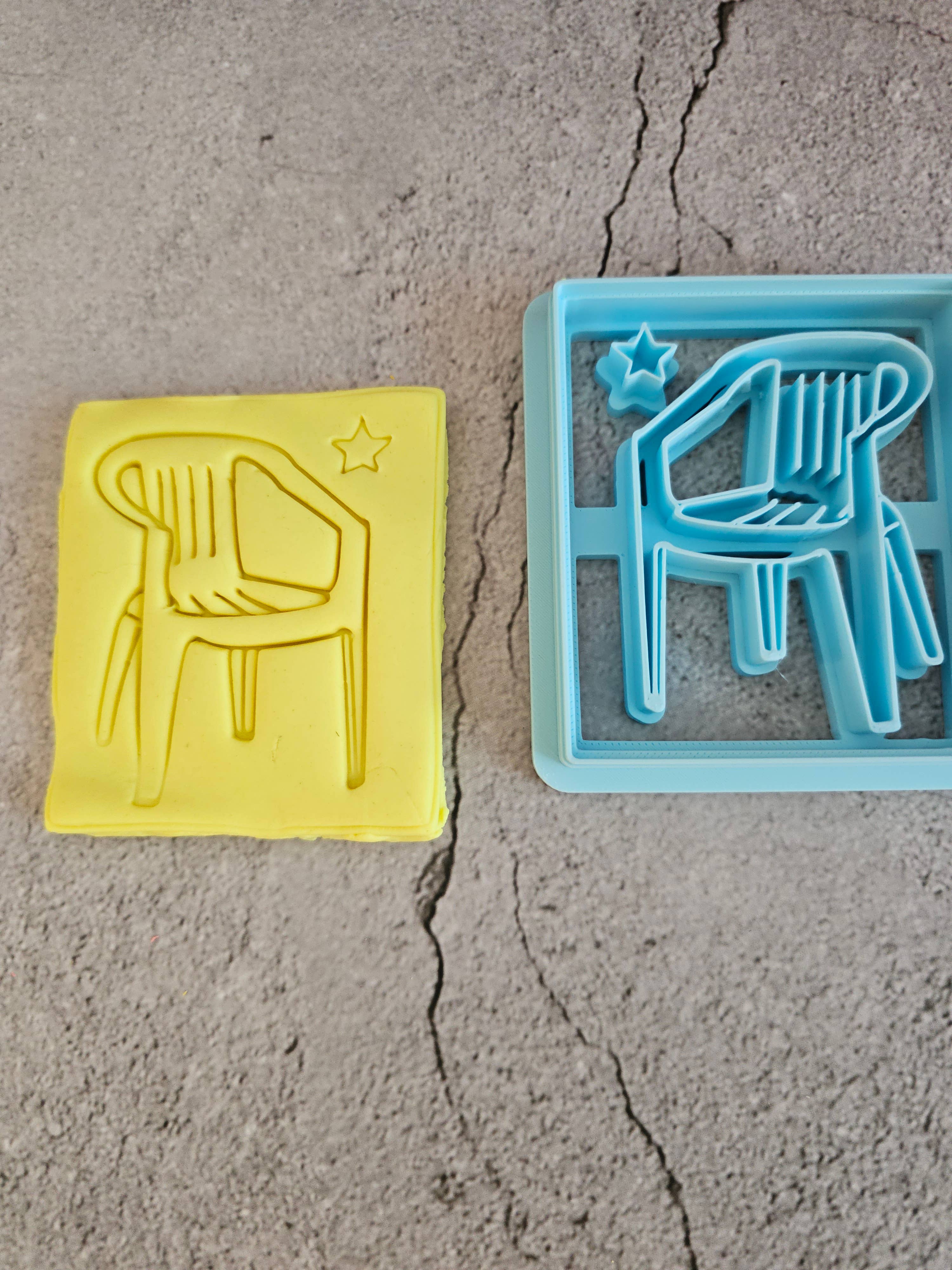 Carambola Desings - Venta al por mayor Cortapastas - Silla Bad Bunny - Serie Puerto Rico5