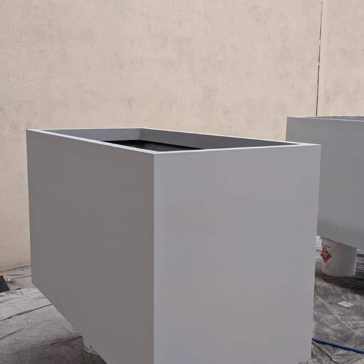 Tikal Composite Designs - Wholesale Planter box - Rectangular Fiberglass Planters1