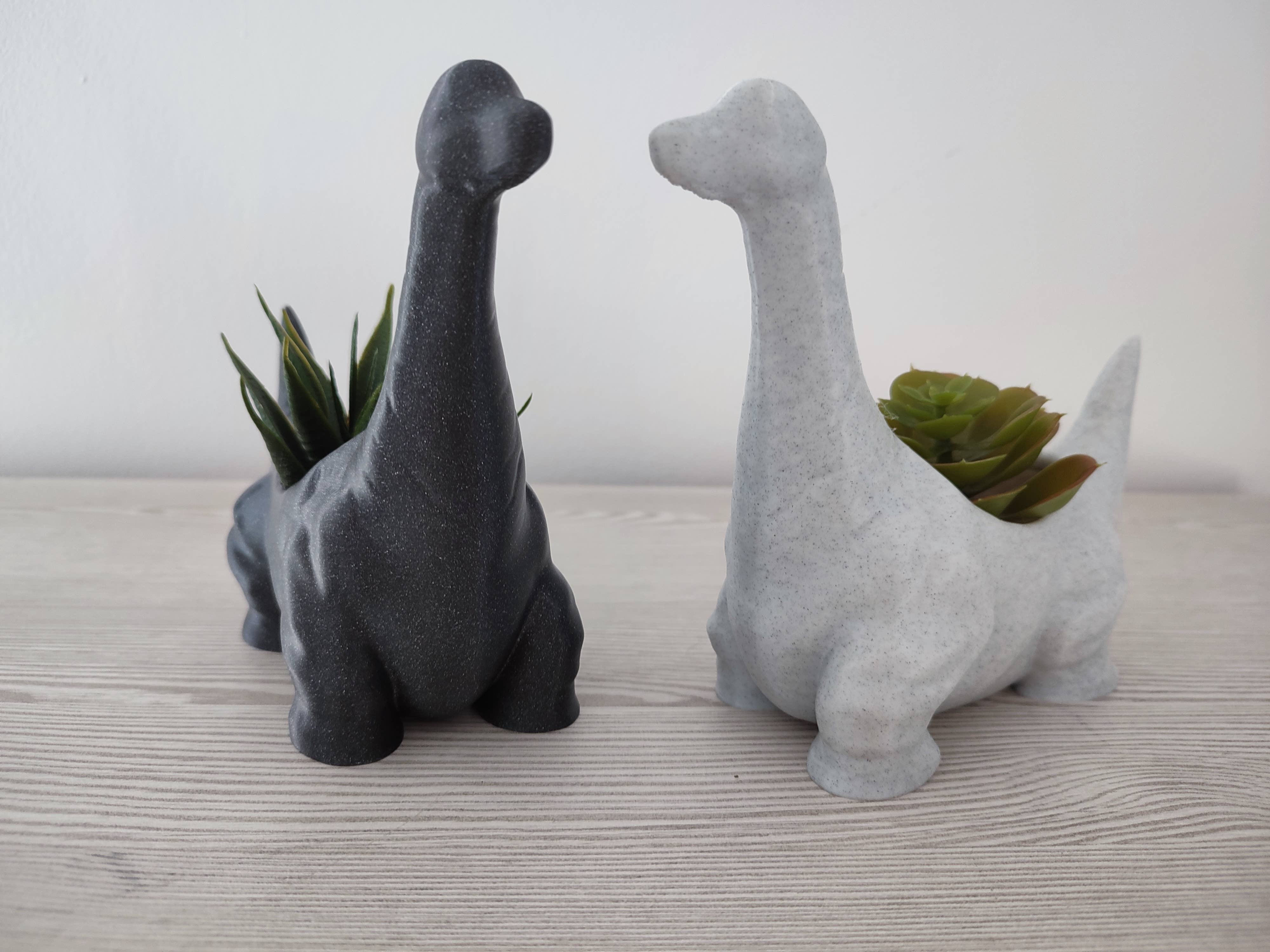 3DROOTS – wholesale Plant pot – Diplodocus Dinosaur Pot3