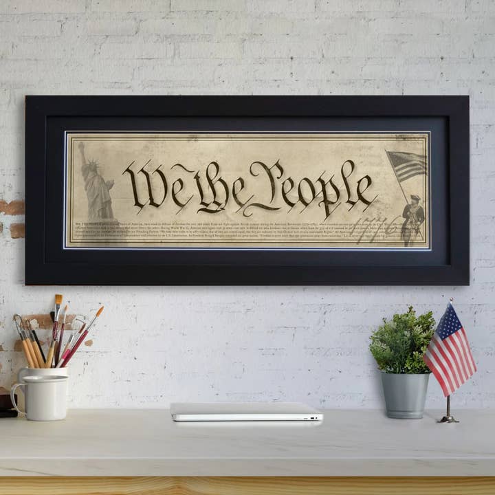 Nosotros el Pueblo - Enmarcado 2” Negro con Doble Paspartú, Moldura Plana 11 ¾" x 36" para venta al por mayor de History America