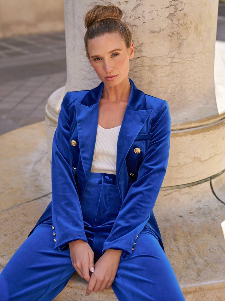 Attentif Paris - Wholesale Jacket – Women's - Double-breasted velvet jacket with gold buttons79