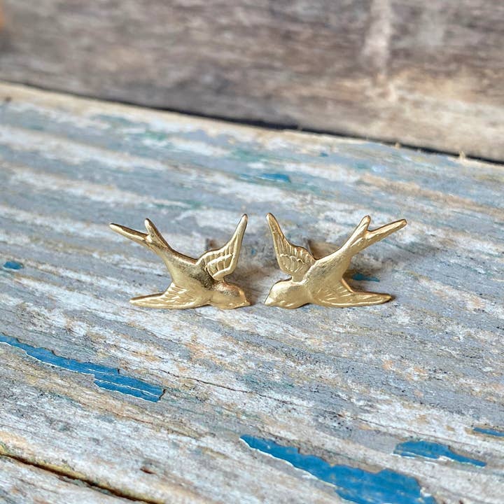 Red Truck Designs - Wholesale Stud/Post Earrings - Gold Bird Stud Earrings Bird Earrings Flying Sparrow10
